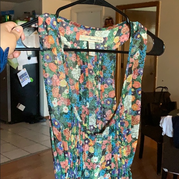 Top - Picture 2 of 5